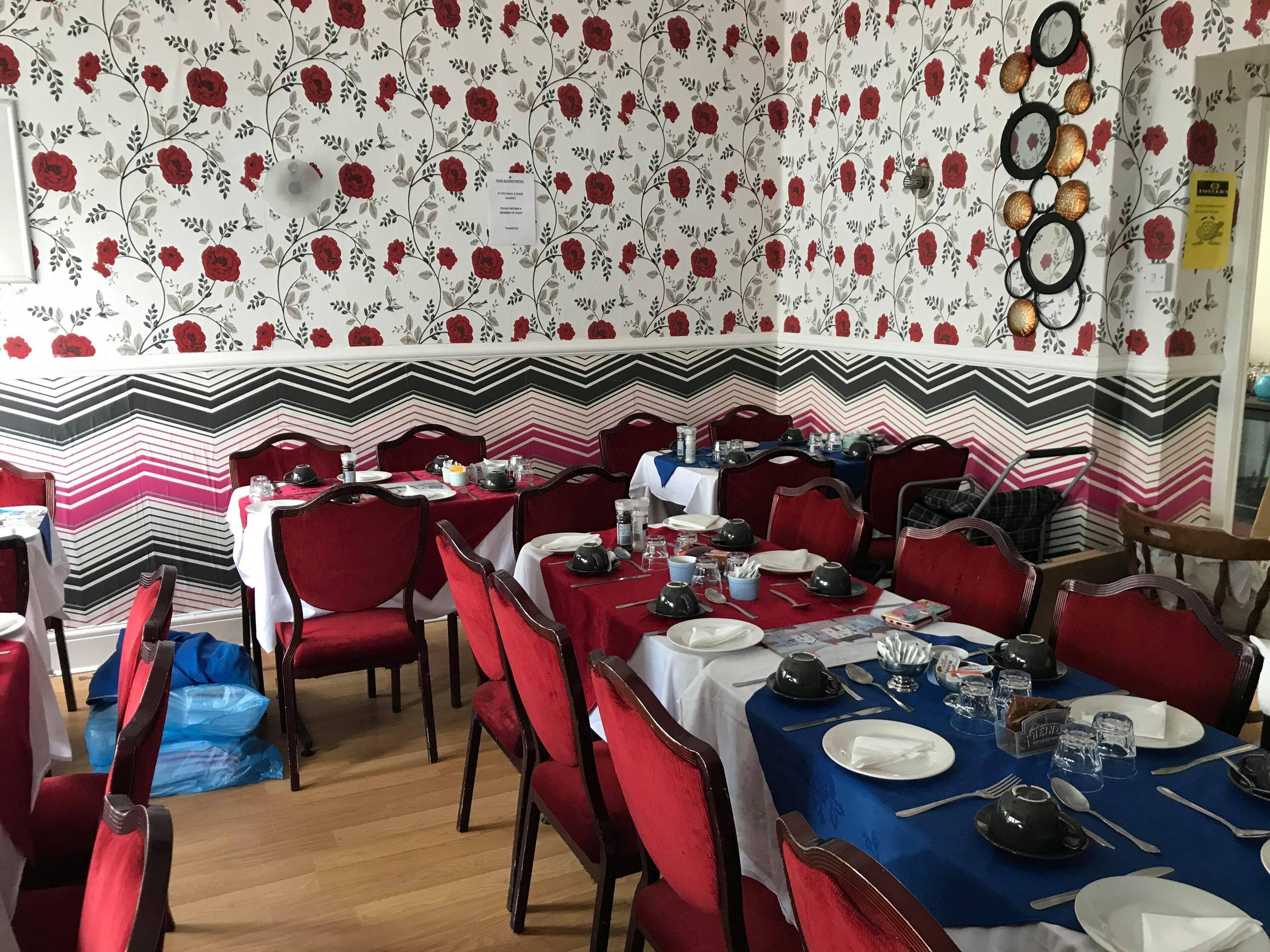 Lark Inn - Blackpool, Blackpool